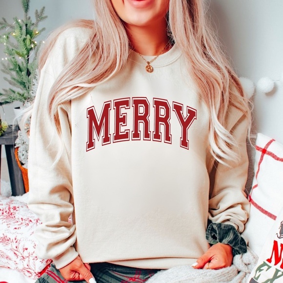 NEW Merry Sweatshirt, Oversized Christmas Sweatshirts, S-5X - Picture 3 of 5